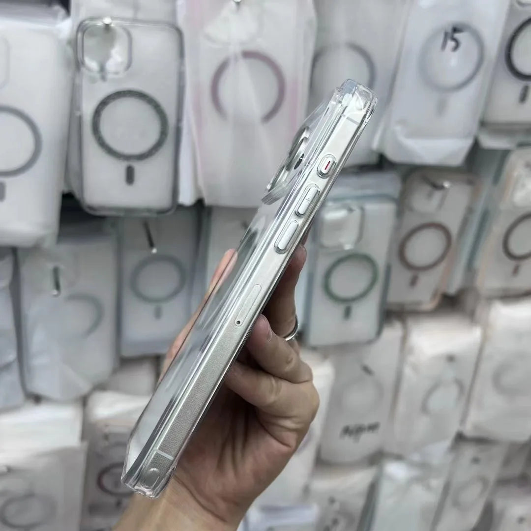 iPhone 17 Clear Magnetic Case