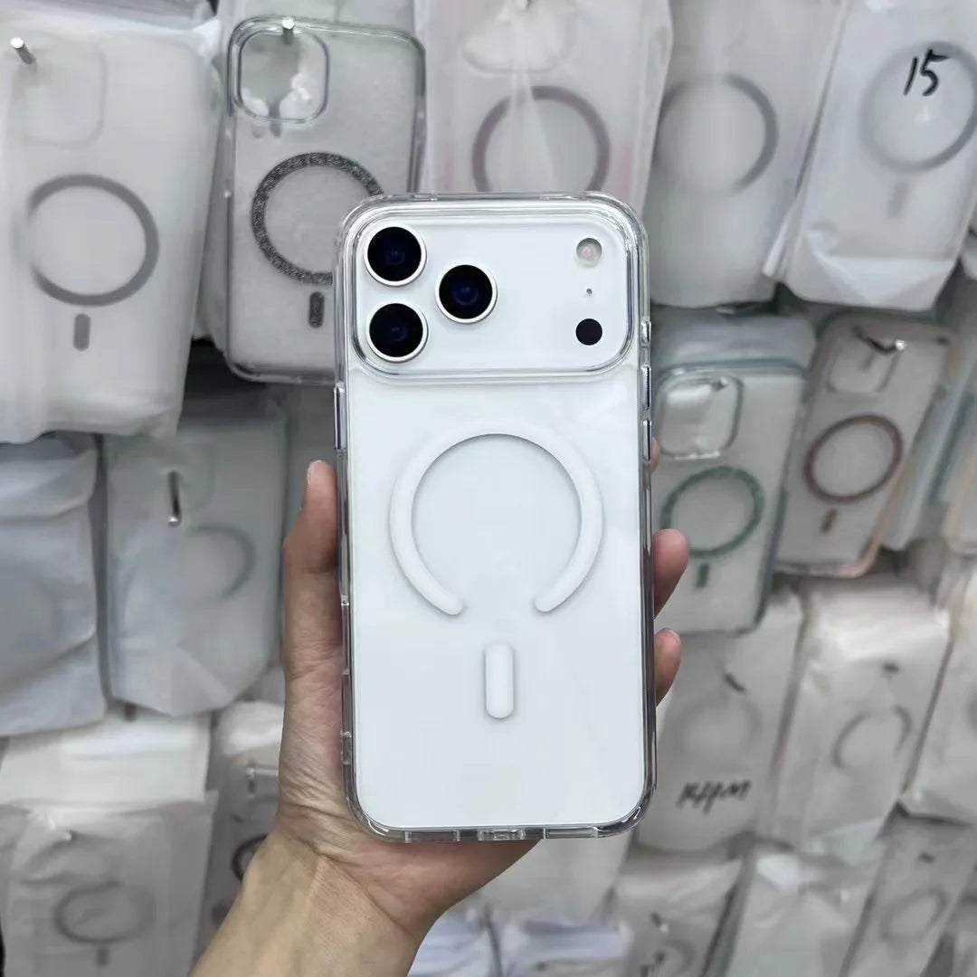 iPhone 17 Clear Magnetic Case